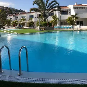 appartamento-in-costa-adeje-las-america.tenerifehoteles.net/