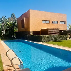 Preciosa Casa De Diseño Valle Del Golf Ideal Familias Villa Vera